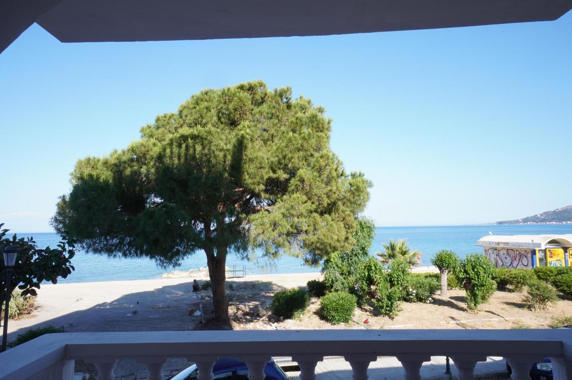Seafront Spirit Suites Zakynthos Town Room photo