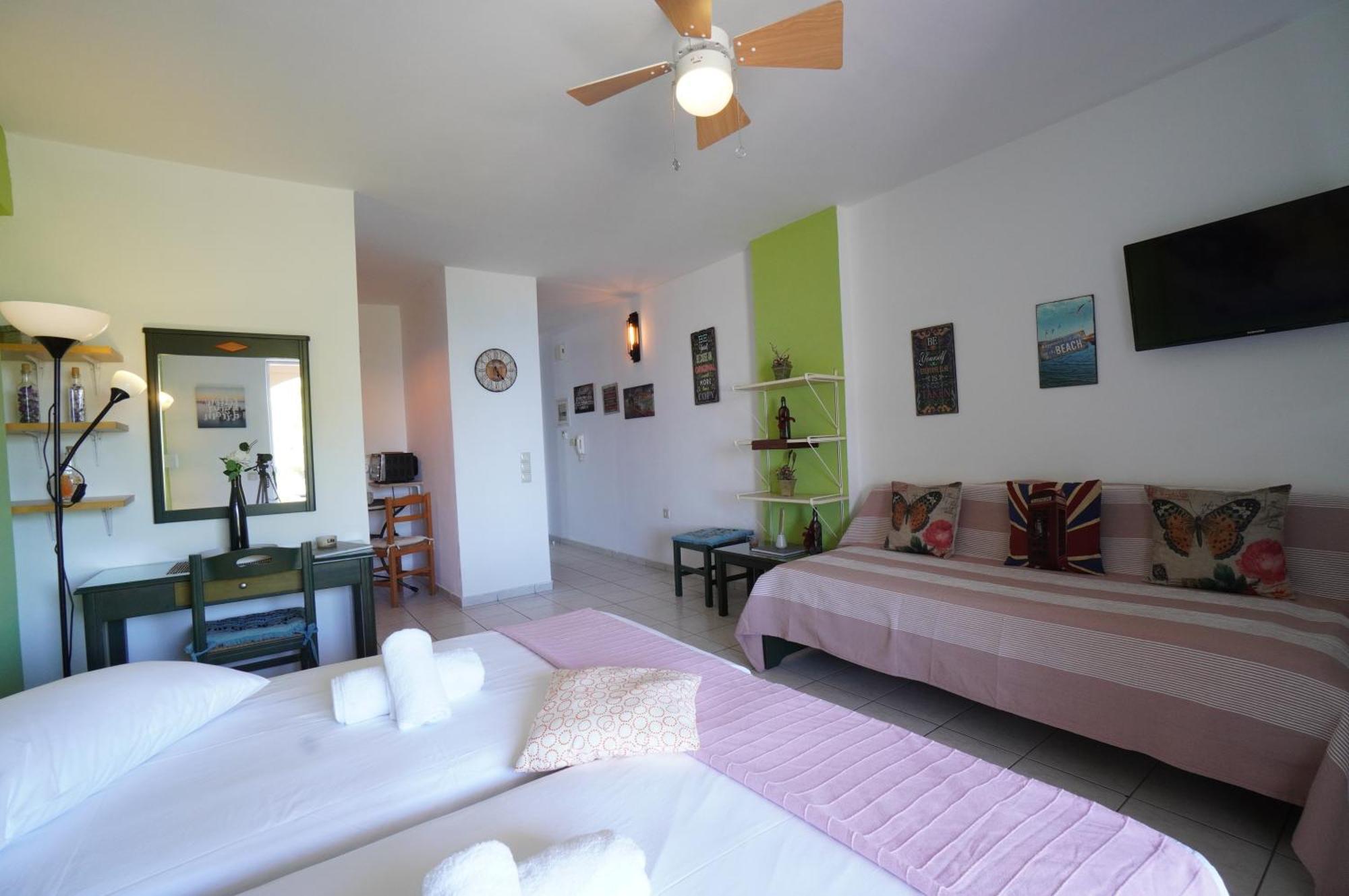 Seafront Spirit Suites Zakynthos Town Room photo