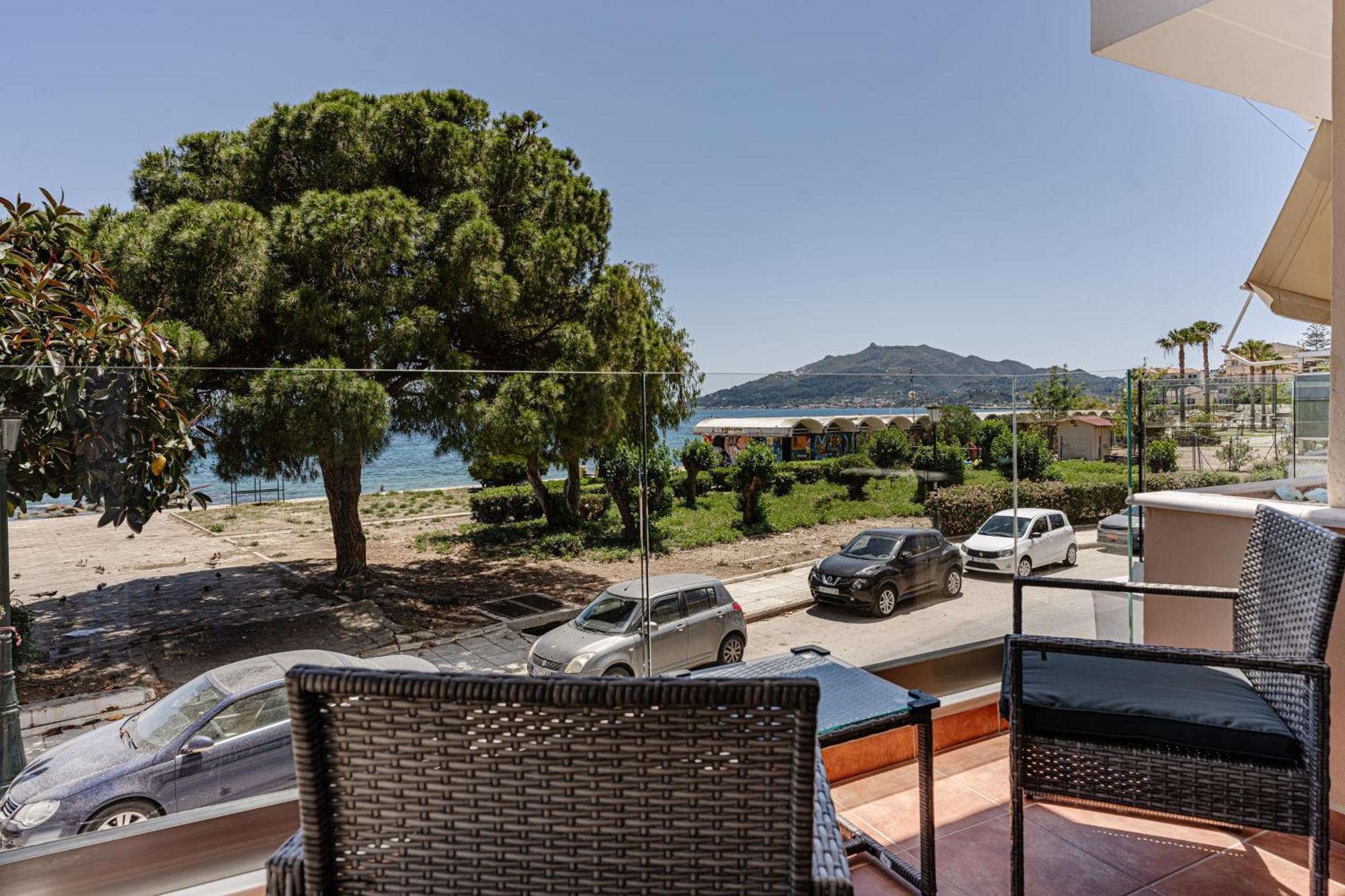 Seafront Spirit Suites Zakynthos Town Room photo