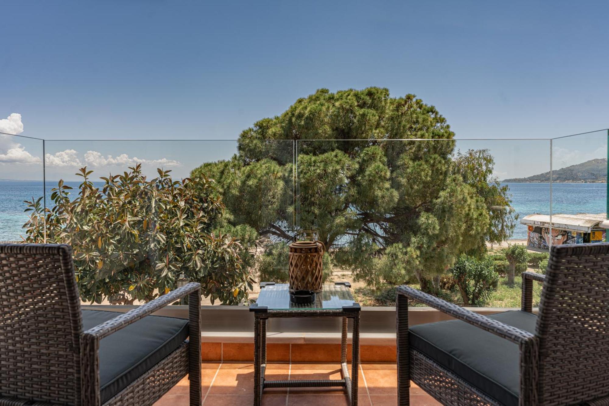 Seafront Spirit Suites Zakynthos Town Room photo